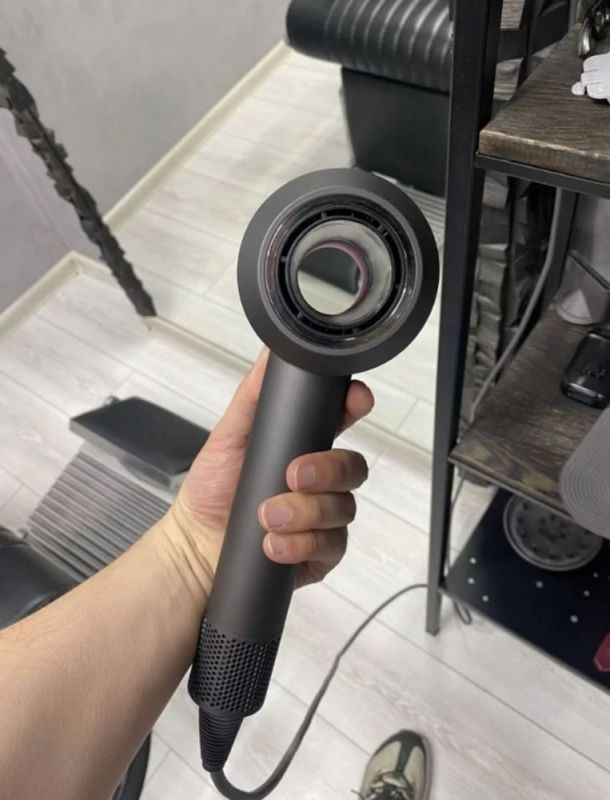 Uscător de păr Dyson cu 5 duze, 1600W