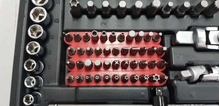 Set de scule YATO; 216 piese, 1/4", 3/8", 1/2", hexagonal cu 6 fețe