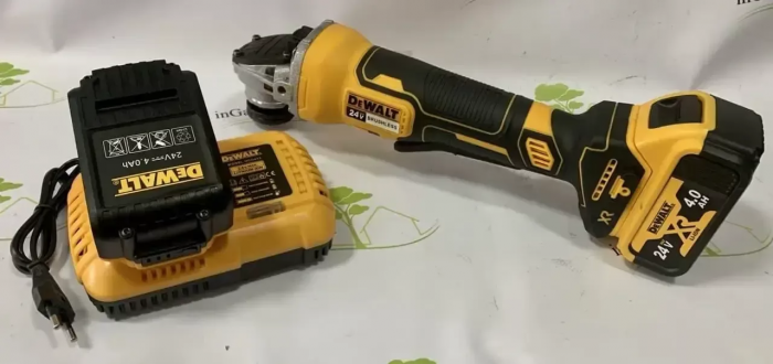 Polizor unghiular cu acumulator (Șlefuitor unghiular), DCG413 fără perii (brushless)