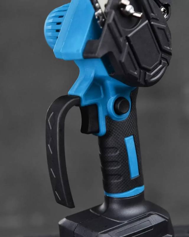 Set acumulator 2în1 Foarfecă + Fierăstrău 800W, 2 acumulatori