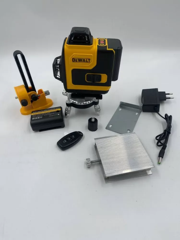 Nivelă laser cu acumulator (4D, 16 raze), 2 acumulatori